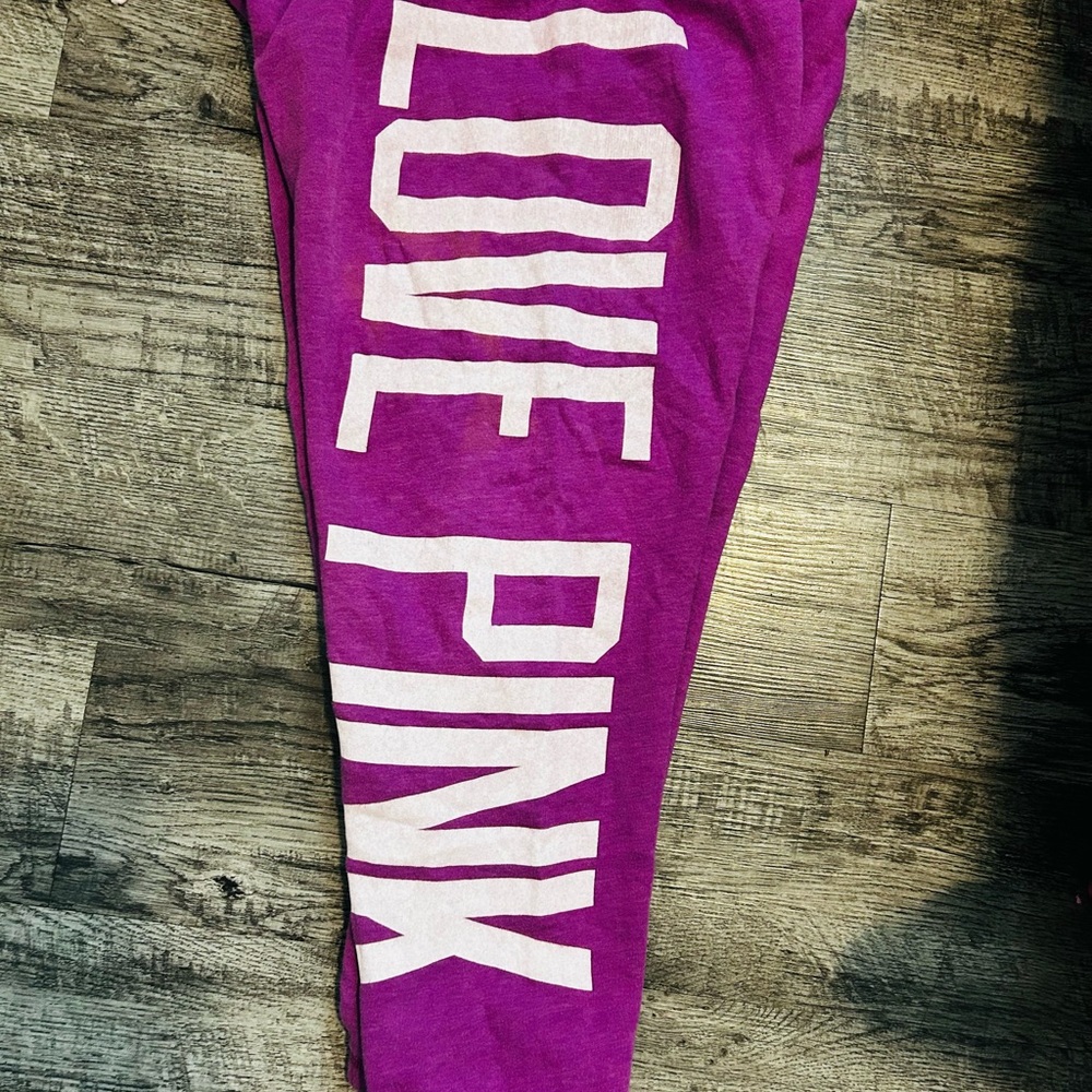 💜VINTAGE - VS PINK CROP JOGGERS💜 - Picture 4 of 4